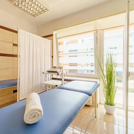 Centrum Rehabilitacyjno - Wczasowe Amber *