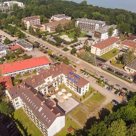 Centrum Rehabilitacyjno - Wczasowe Amber אתר נופש קולובז'ג