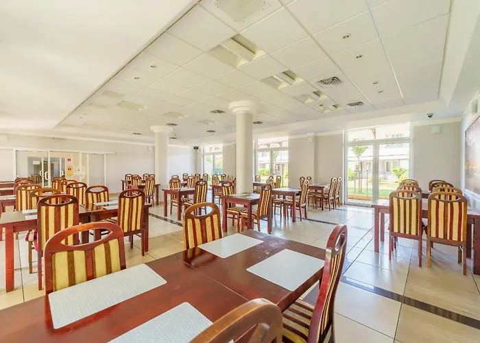 Centrum Rehabilitacyjno - Wczasowe Amber אתר נופש קולובז'ג