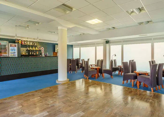 אתר נופש Centrum Rehabilitacyjno - Wczasowe Amber *